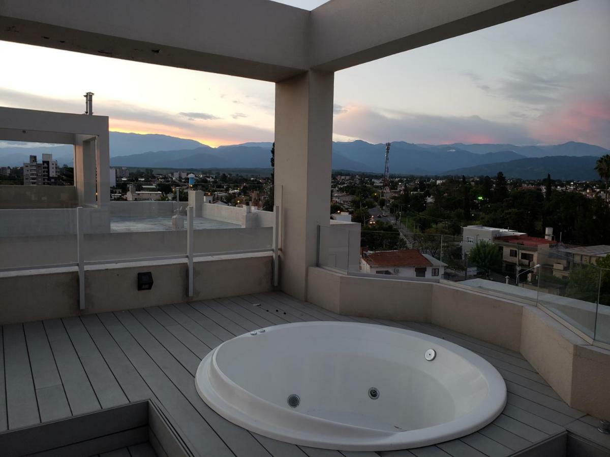 Deluxe Reyes Catolicos Apartment Salta Exterior photo